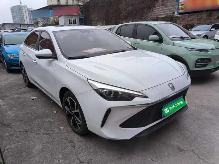 Фото 4 - Roewe i5