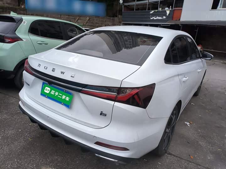 Фото 7 - Roewe i5