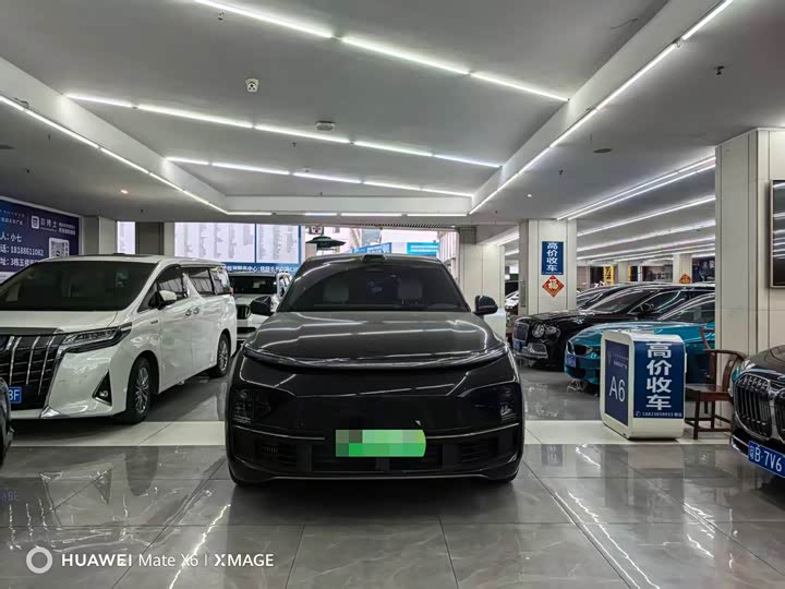 Фото 2 - LiXiang L9