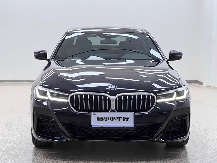 Фото 2 - BMW 5 Series