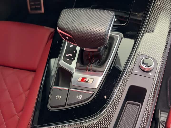 Фото 7 - Audi S4