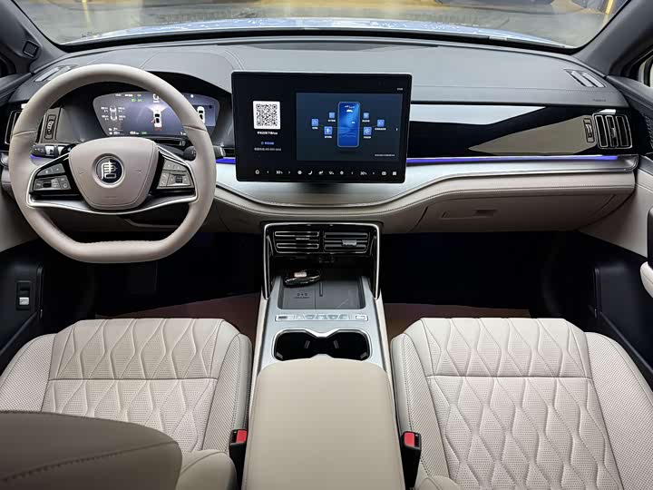 Фото 7 - BYD Tang Hybrid/EV