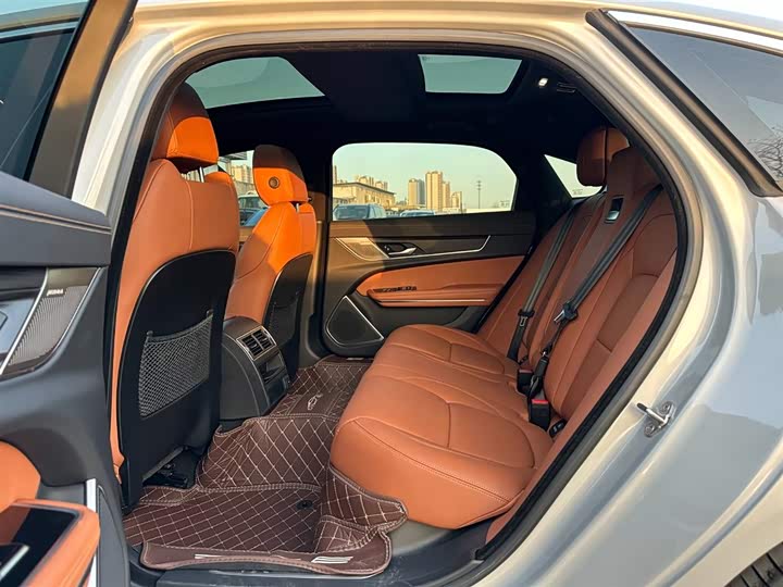 Photo 9 - Jaguar XF L