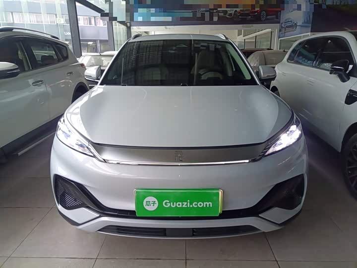 Фото 3 - BYD Yuan Plus