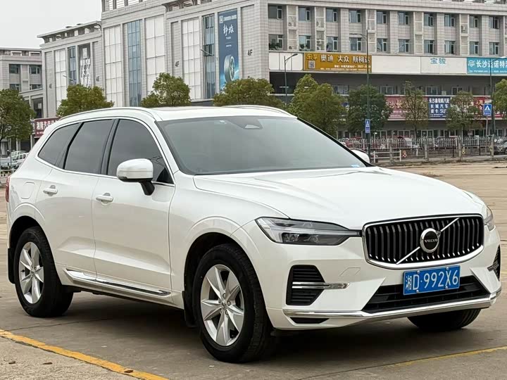 Фото 3 - Volvo XC60