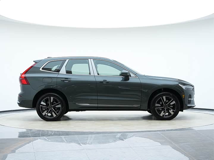 Фото 5 - Volvo XC60