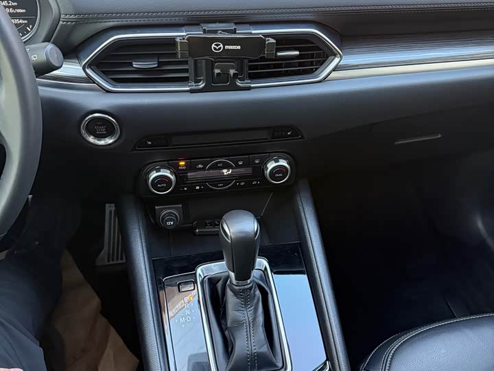 Фото 9 - Mazda CX-5