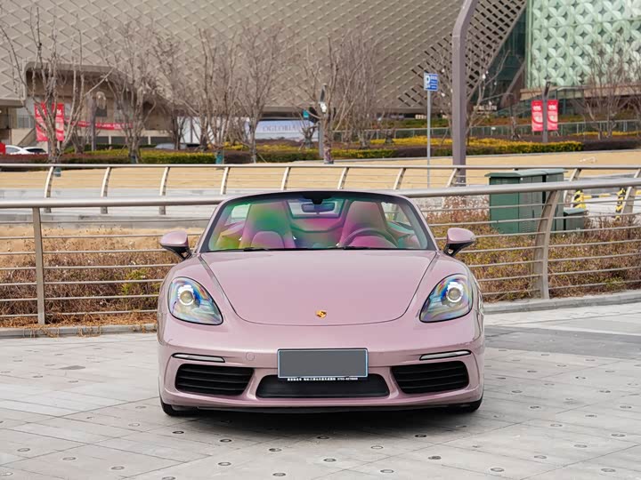 Фото 3 - Porsche 718