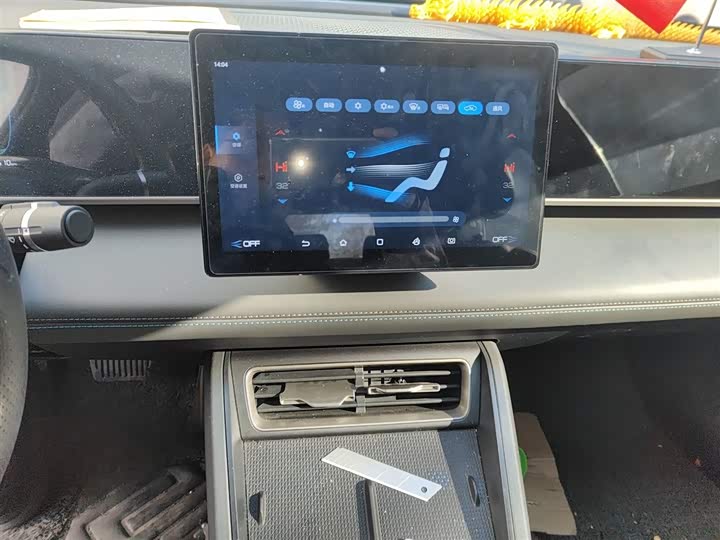 Фото 6 - BYD Qin L