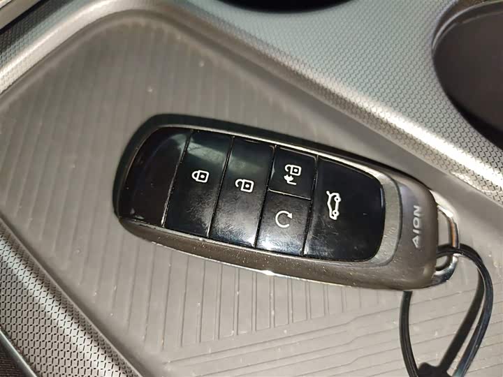 Фото 9 - GAC Aion Y