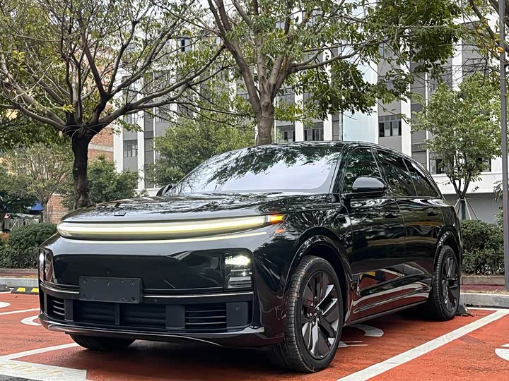 Фото 1 - LiXiang L7