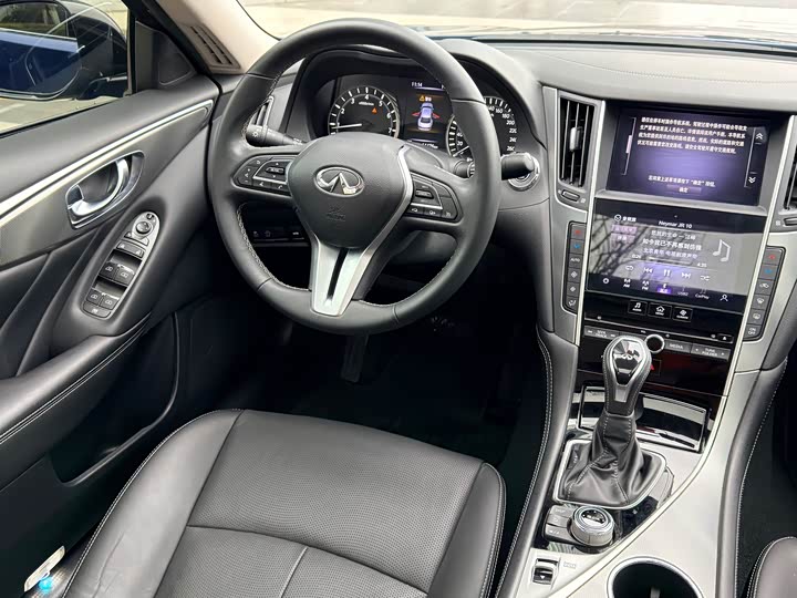 Фото 8 - Infiniti Q50L