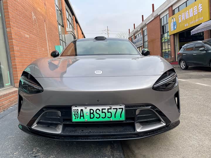 Фото 2 - Xiaomi YU7