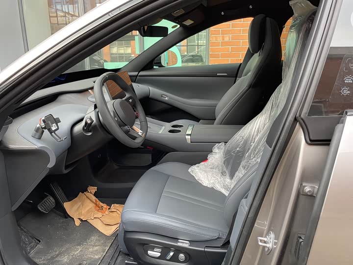 Фото 4 - Xiaomi YU7