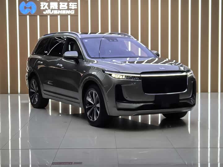 Фото 3 - LiXiang One