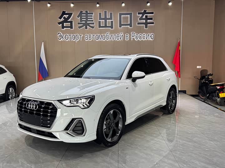 Фото 1 - Audi Q3