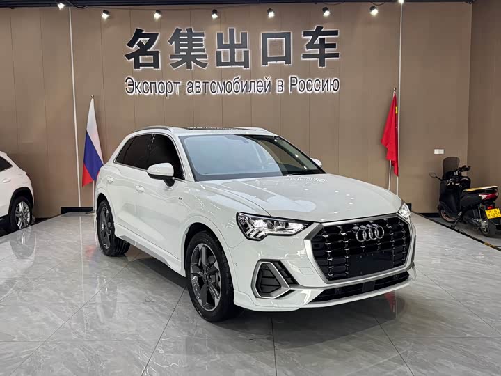 Фото 2 - Audi Q3