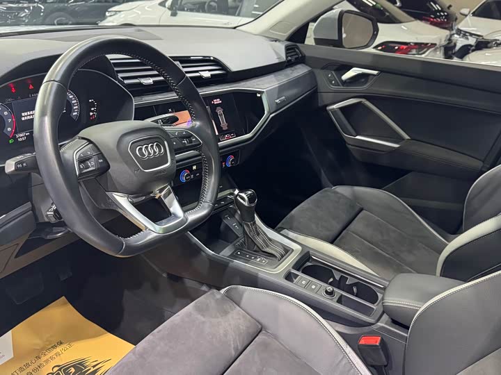 Фото 9 - Audi Q3