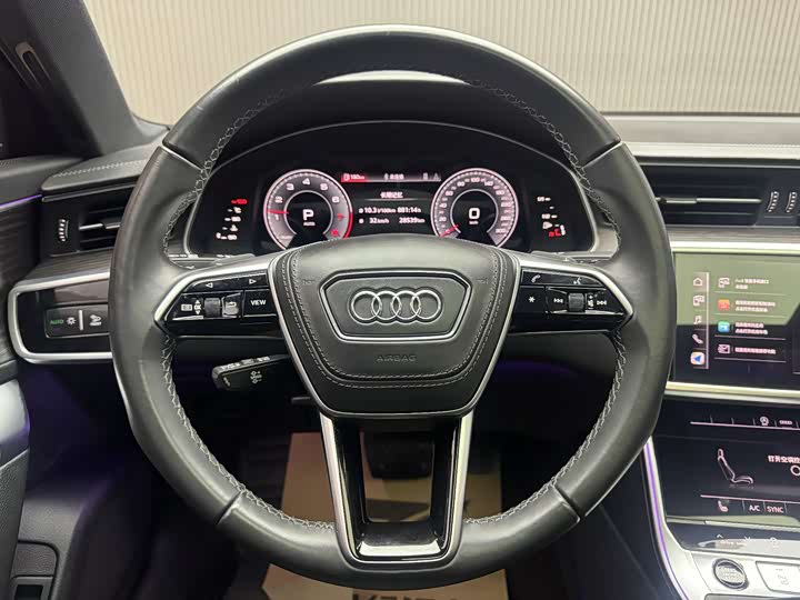 Фото 7 - Audi A6L