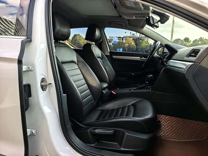 Фото 6 - Volkswagen Lamando L