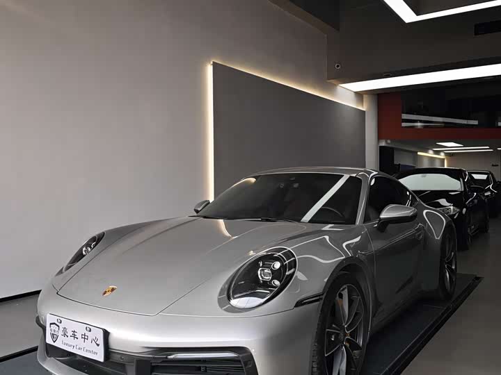 Фото 1 - Porsche 911