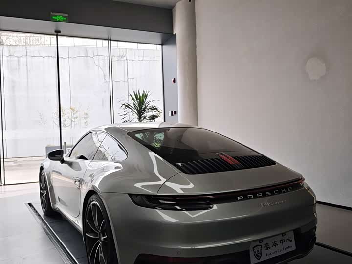 Фото 5 - Porsche 911