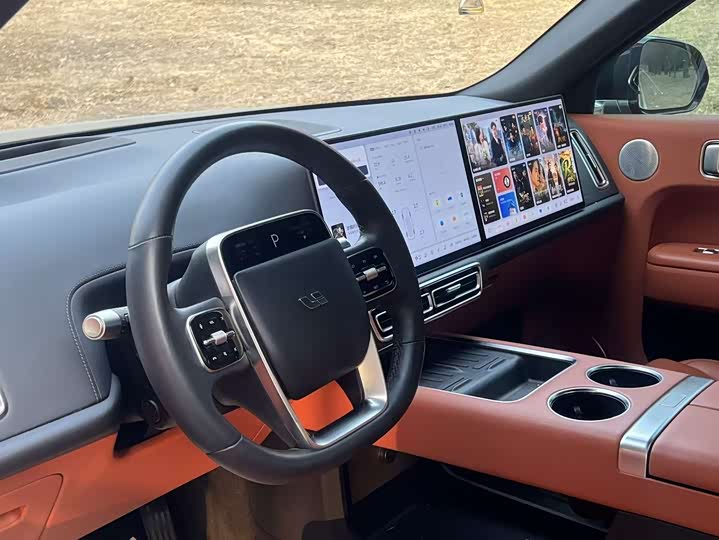 Фото 8 - LiXiang L9