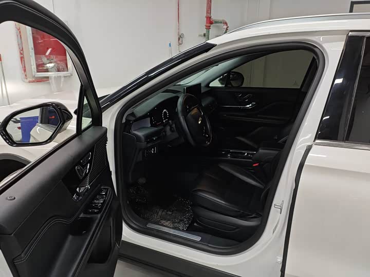 Фото 5 - Lincoln Corsair