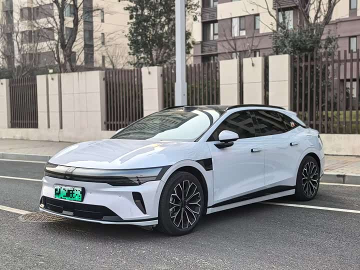 Фото 1 - Zeekr 007 GT