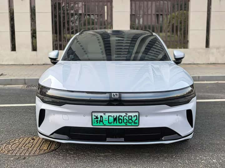 Фото 2 - Zeekr 007 GT