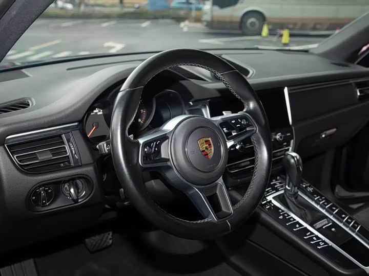 Фото 4 - Porsche Macan