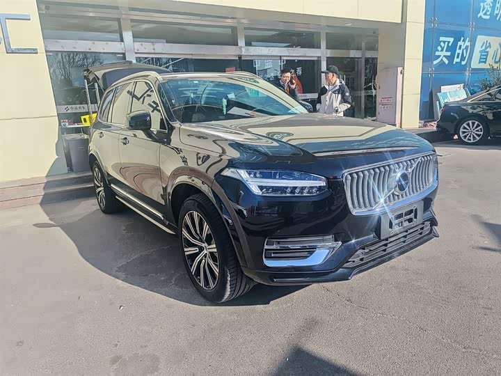 Фото 3 - Volvo XC90