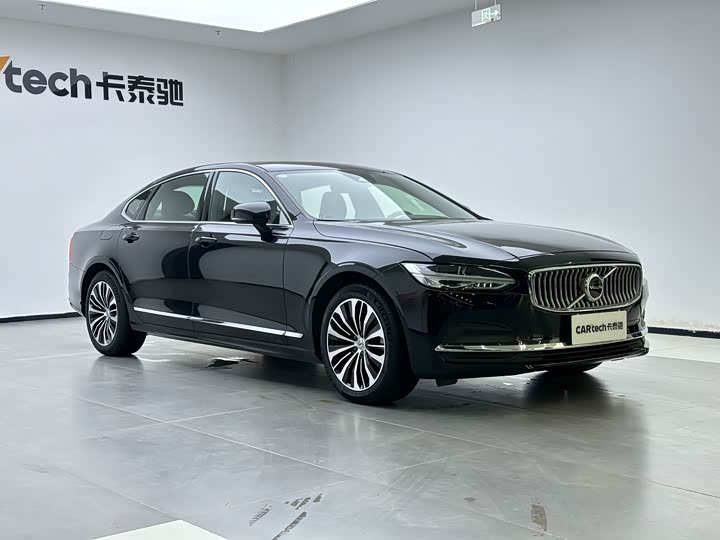 Фото 6 - Volvo S90