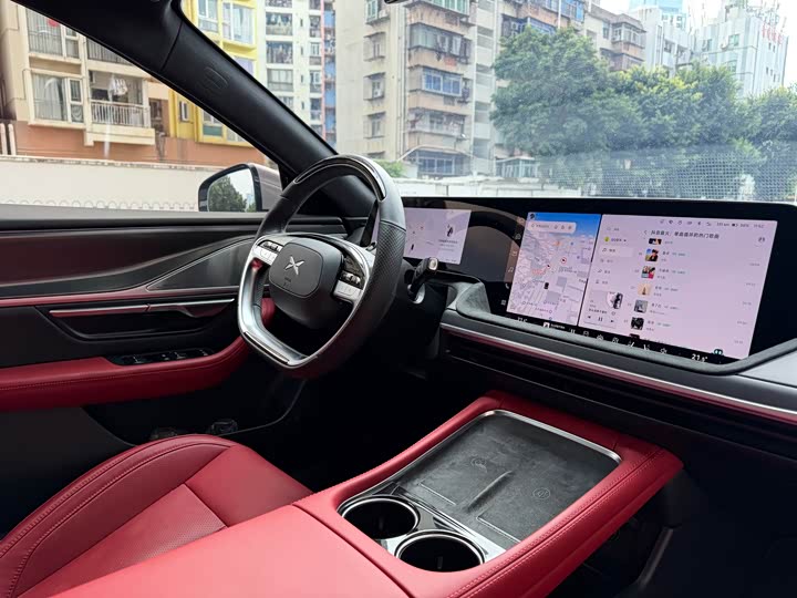 Фото 9 - XPeng P7