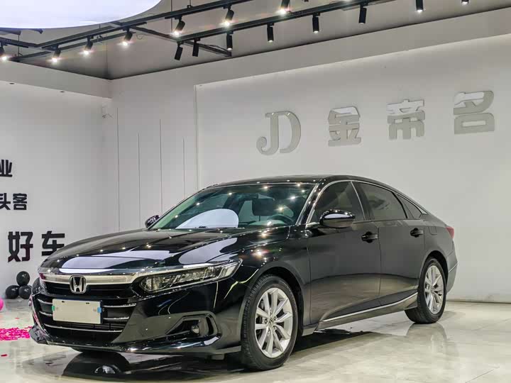 Фото 1 - Honda Accord