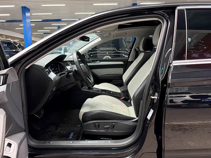 Фото 6 - Volkswagen Magotan