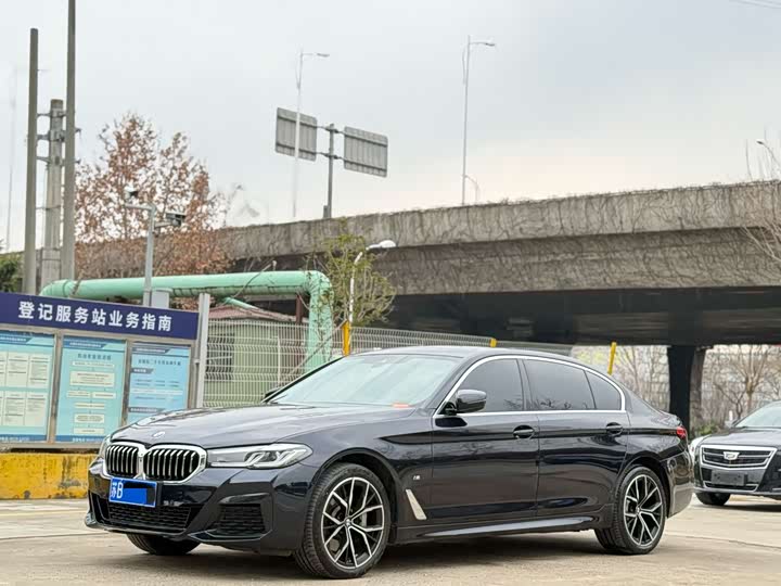 Фото 1 - BMW 5 Series