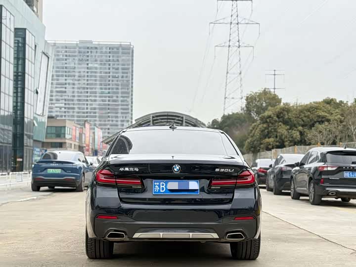 Фото 6 - BMW 5 Series