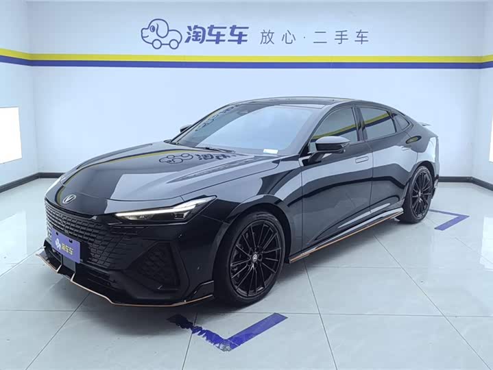 Фото 1 - Changan UNI-V