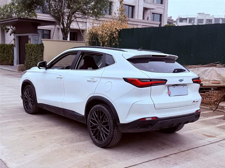 Фото 8 - Changan Oshan X5