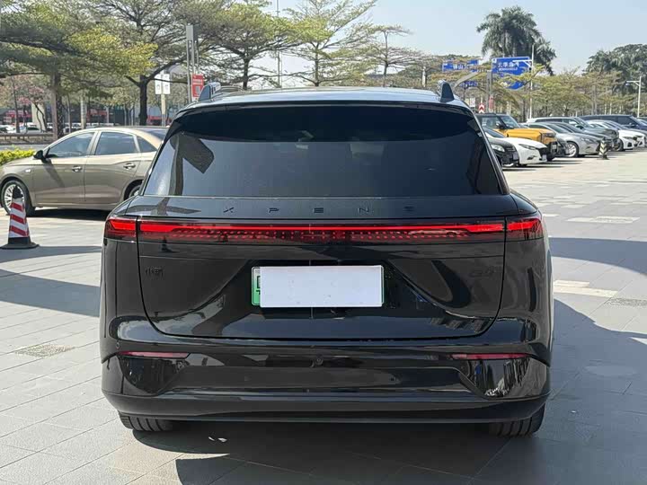 Фото 4 - XPeng G9