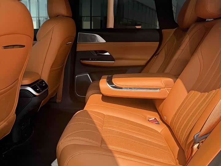 Фото 6 - XPeng G9