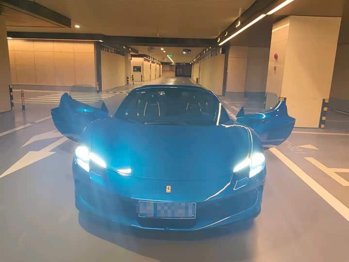 Фото 5 - Ferrari 296