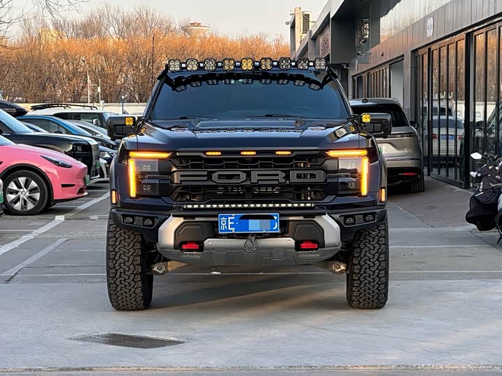 Фото 2 - Ford F-150 Raptor