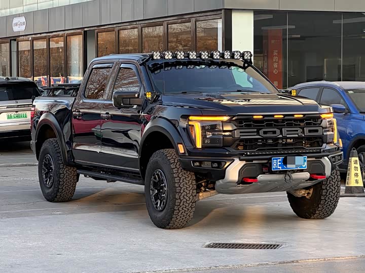 Фото 3 - Ford F-150 Raptor