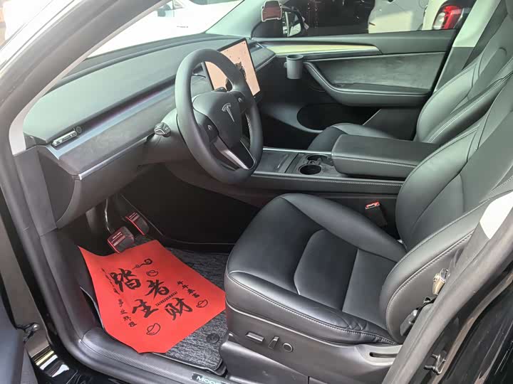 Фото 7 - Tesla Model Y