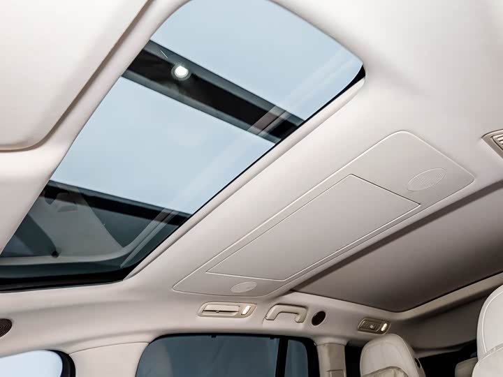 Фото 2 - LiXiang i8