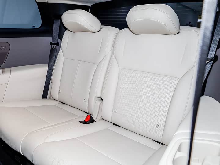 Фото 6 - LiXiang i8