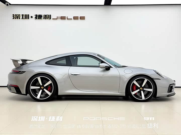 Фото 3 - Porsche 911