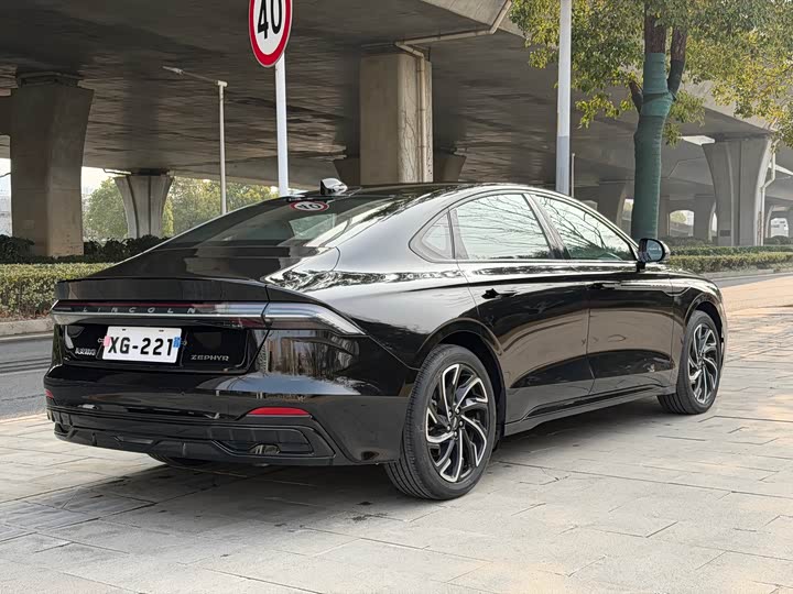 Фото 5 - Lincoln Z (Zephyr)